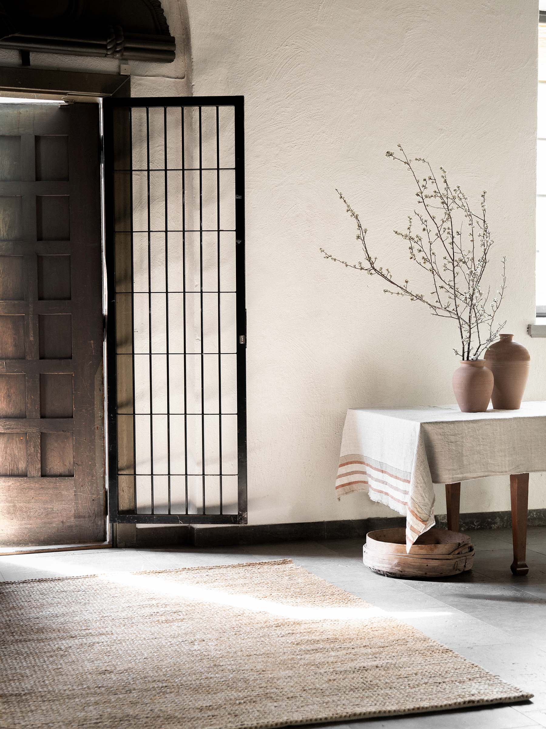 Terracina vase medium