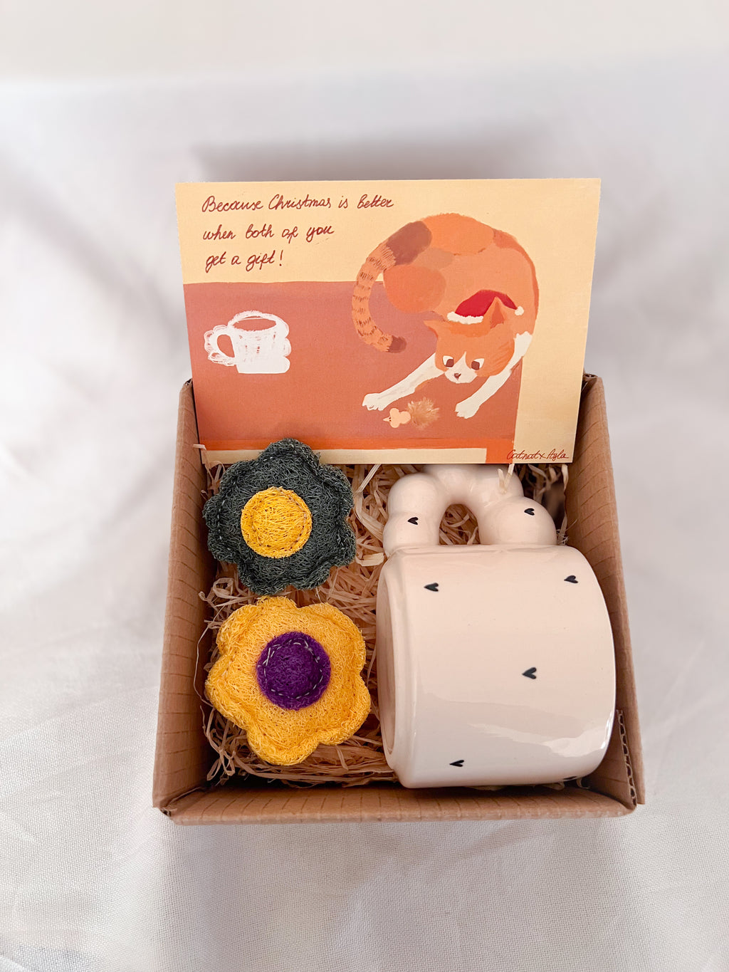 Catnat x Ayla – Amora Holiday Box